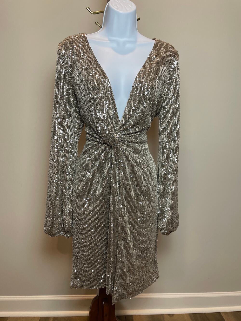 Fashion Nova Dress Size L Silver Sequin Tall Sugar Free Knot Front High Slit NWT